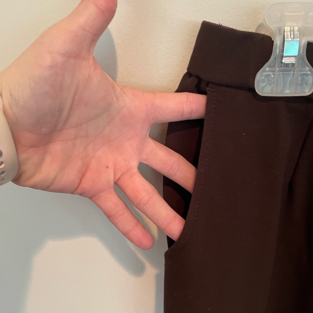 Elegant Brown Women's Pants - Picture 2 of 5